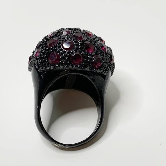 LIA SOPHIA BLACK DOME RING - Picture 5 of 5